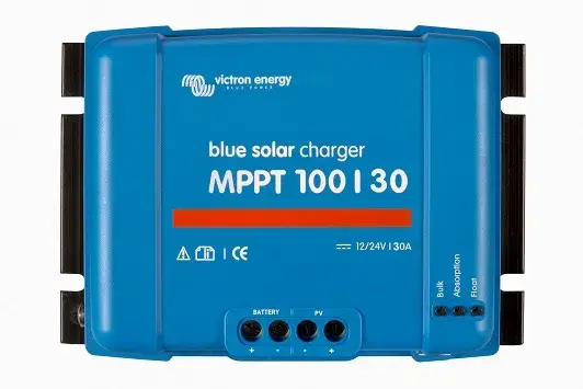 MPPT solární regulátor Victron Energy 100/30 napětí panelů 100V, 30A, Baterie 12V/440Wp nebo 24V/880Wp Vysoce Kvalitní