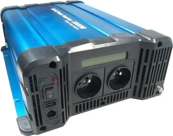 Měnič napětí 24V/230V 3000W, USB, Solarvertech FS3000, čistá sinusovka, dálkové ovládání bezdrátové Hit Sezóny