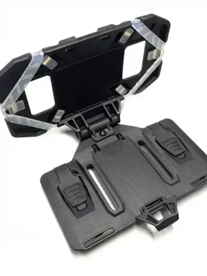 Akce Držák na telefon 8,9 x 7,15 cm Kompatibilní s taktickými a loveckými vestami Odolné pouzdro Neutrální barvy Bezpečné uchycení Outdoor výbava