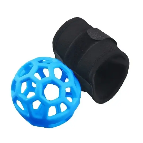 Golfový trenažér s chytrým míčkem 9 cm a páskem na zápěstí 7 cm modrý pro nácvik správného držení těla a swingu u začátečníků Sleva