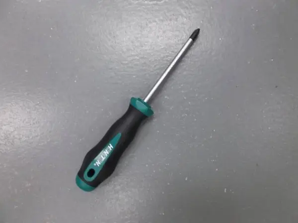 Šroubovák plochý 8x150mm Poslední Šance