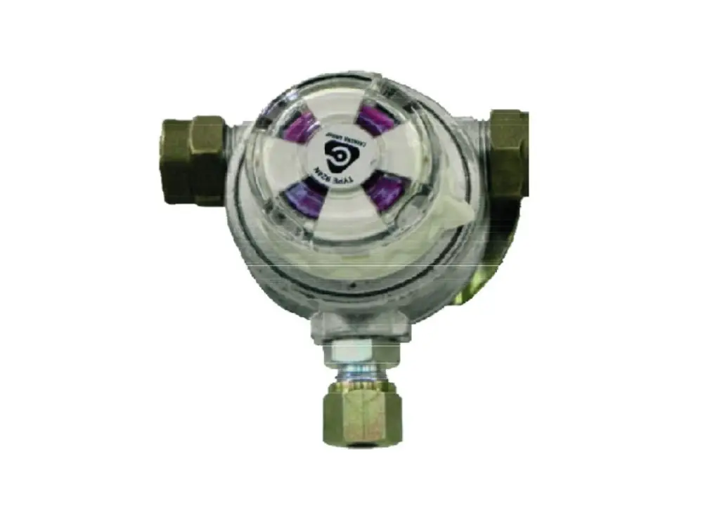 Must-Have Regulátor tlaku plynu 30 mbar - bez testovacího ventilu pro dvě lahve, 10 mm potrubí