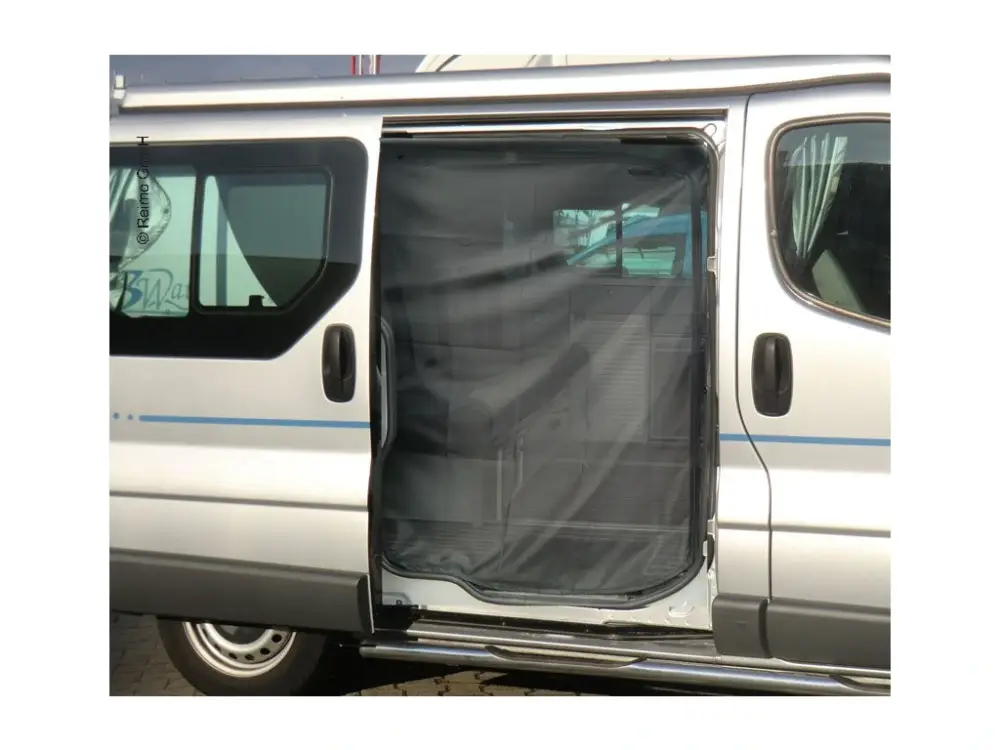 Moskytiéra pro posuvné dveře Trafic,Vivaro,Nissan NV300 od 2014 Horká Nabídka