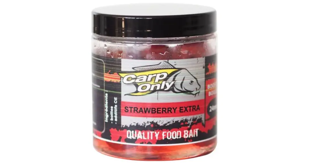 Novinka Carp Only Dipovaný Boilies Strawberry Extra 250 ml - 20 mm