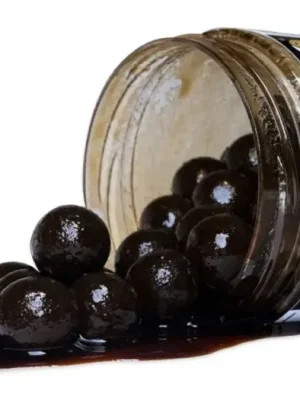 Značkový Carp Inferno Boosted Boilies Nutra Line 300 ml 20 mm Chobotnice Pikant