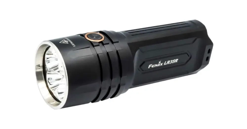 Hit Sezóny Fenix Nabíjecí LED Svítilna LR35R