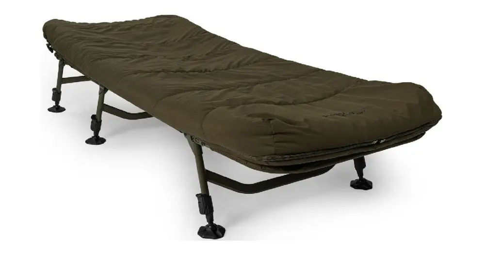 Avid Carp Lehátko Se Spacákem Revolve System Ověřený