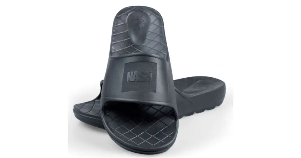 Nejprodávanější Nash Pantofle Make It Happen Sliders Black - 40
