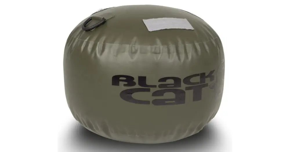 Black Cat Bójka S Buoy Kup Teď