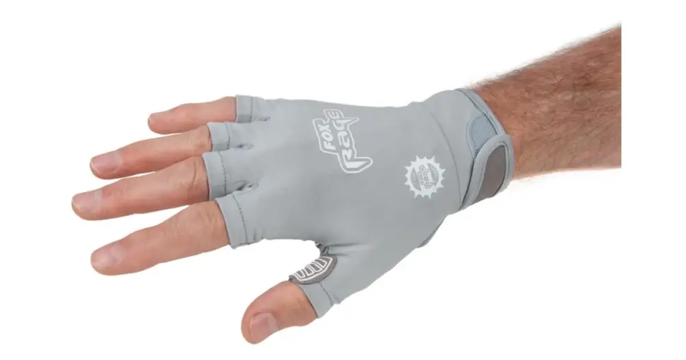 Zlevněný Fox Rage Rukavice Lightweight UV Gloves - XL
