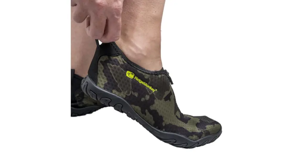 RidgeMonkey Boty APEarel Dropback Aqua Shoes Camo - 42 Rychlé Dodání