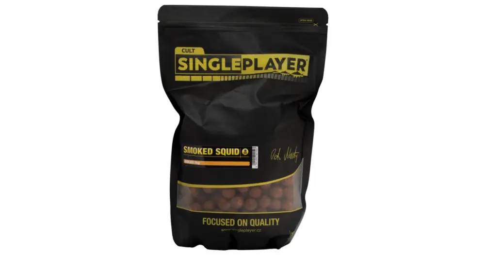Singleplayer Boilies Smoked Squid - 1 kg 20 mm Sezónní Sleva