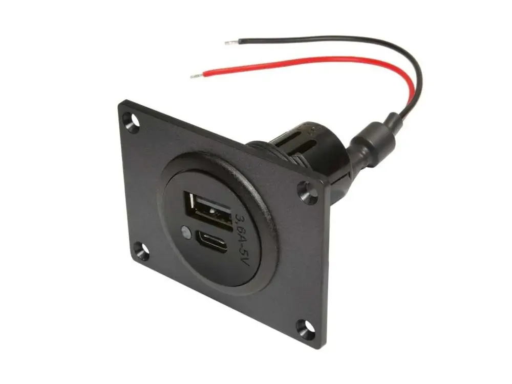 Hit Sezóny USB zásuvka C/A