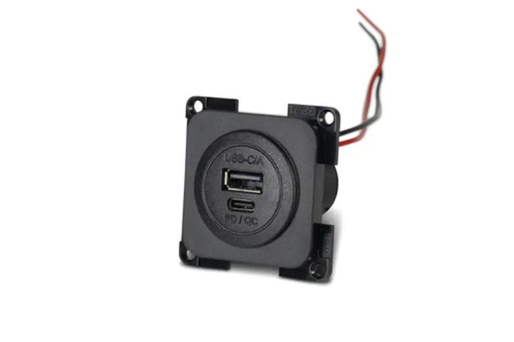 Zásuvka USB -C/-A Rychlé Dodání
